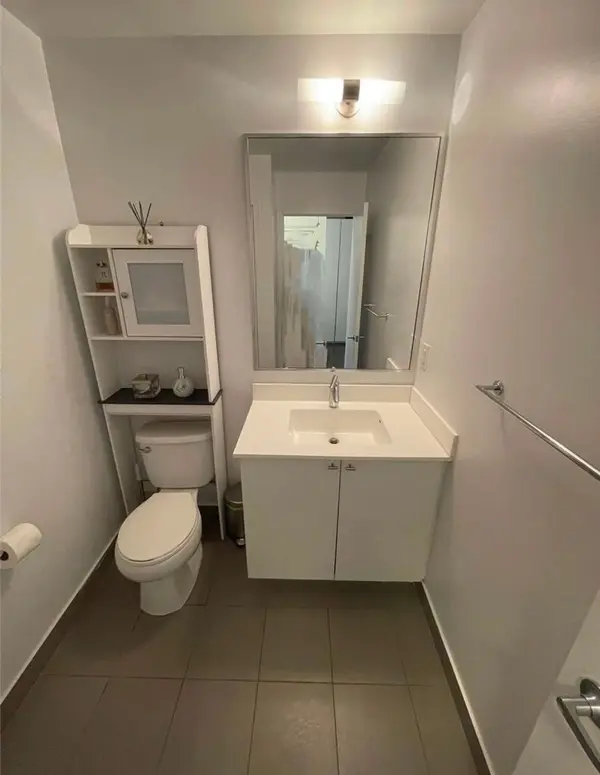 Toronto C15, ON M2K 0C7,18 Rean DR #616