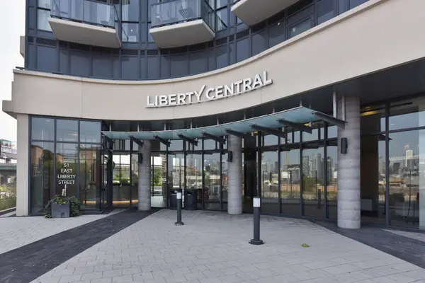 Toronto C01, ON M6K 3P8,51 East Liberty ST #1905