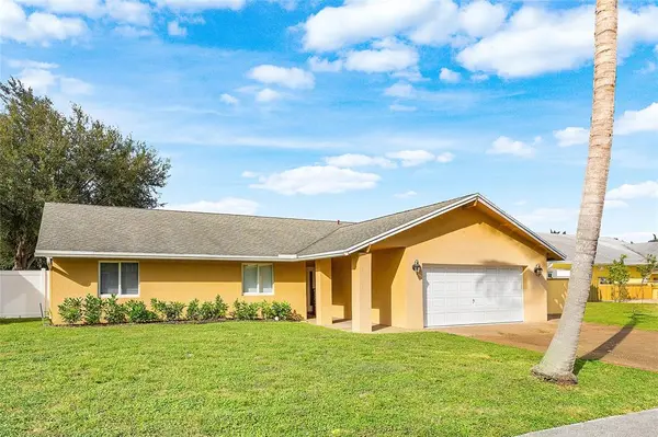 9661 Carousel Cir S, Boca Raton, FL 33434