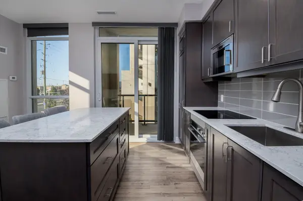 Vaughan, ON L4K 0L7,9075 Jane ST #216