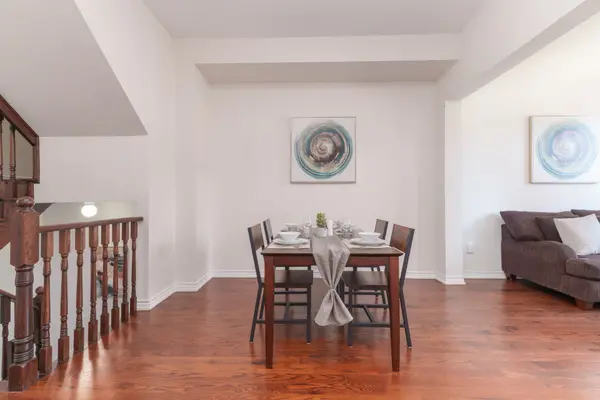 Markham, ON L3P 3K8,44 Hyderabad LN