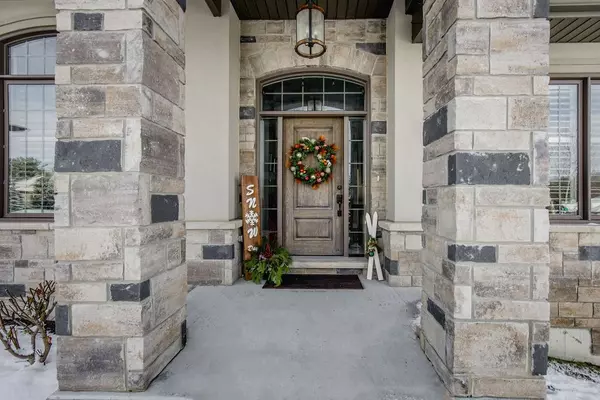 Springwater, ON L0L 1Y3,25 MENNILL DR