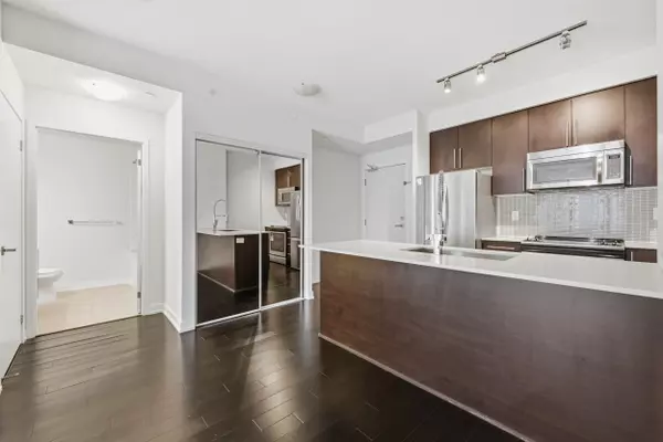 Mississauga, ON L5B 0G3,4011 Brickstone Mews #1604