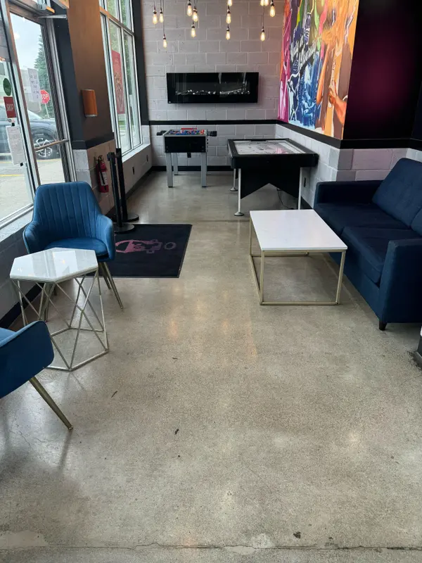 Mississauga, ON L5V 2A8,6045 Creditview RD E #F3