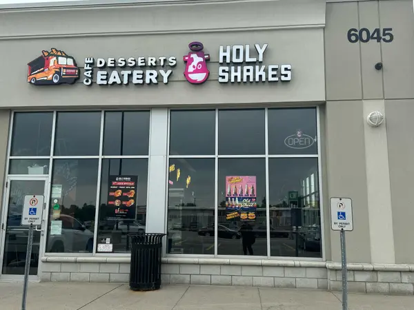 Mississauga, ON L5V 2A8,6045 Creditview RD E #F3