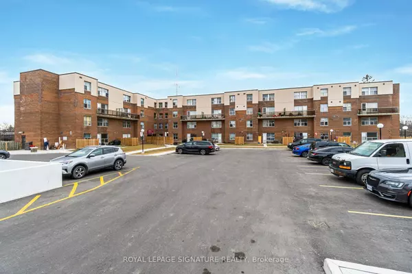 1055A Forestwood DR #103(upper), Mississauga, ON L5C 2T8