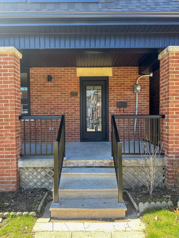 Toronto W03, ON M6H 3V5,118 Greenlaw AVE #Upper