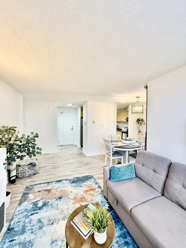 Mississauga, ON L5N 2V9,2900 BATTLEFORD RD #1212