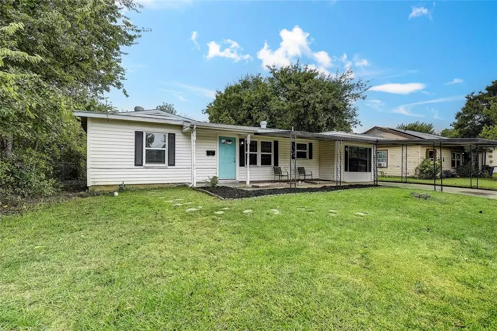 Mansfield, TX 76063,802 E Dallas Street