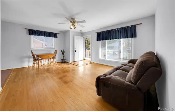 Waterford, MI 48329,3855 Anoka DR