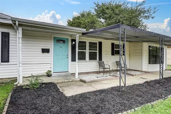 Mansfield, TX 76063,802 E Dallas Street