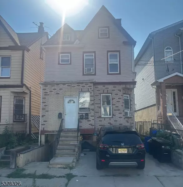 89 Oraton St., Newark City, NJ 07104