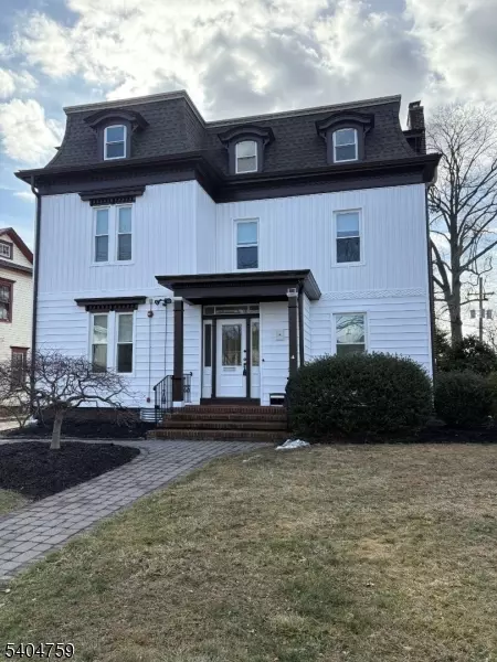 4 E Cliff St, Somerville Boro, NJ 08876