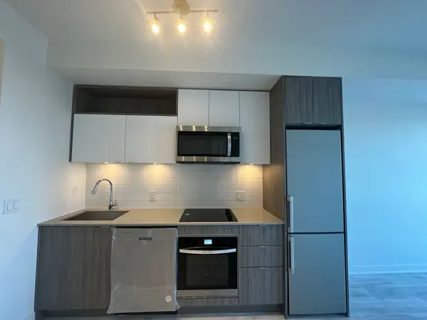 Toronto C08, ON M5A 0X6,70 Princess ST #1205 E