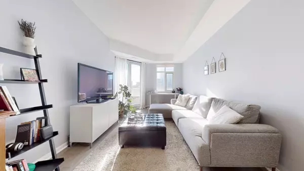 Toronto C01, ON M5V 3N5,550 Front ST W #403