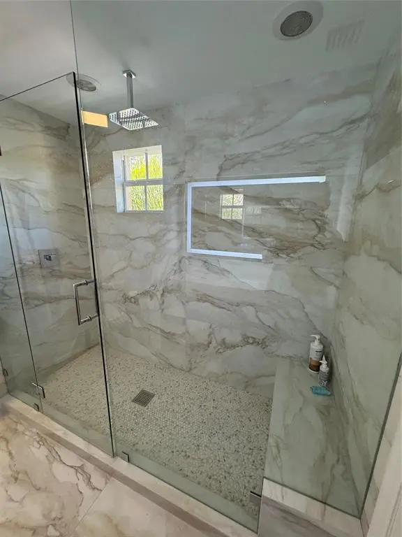 Aventura, FL 33160,2710 NE 184th Ter