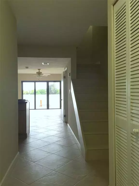 Deerfield Beach, FL 33064,1100 Crystal Lake Dr #110