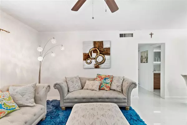 Fort Lauderdale, FL 33308,2151 NE 68th St