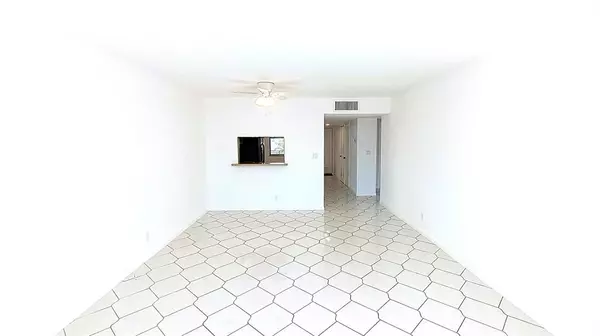 Pompano Beach, FL 33062,777 S Federal Hwy #M203