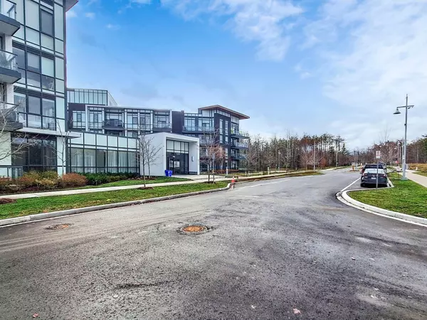 Innisfil, ON L9S 0R5,415 Sea Ray AVE #151