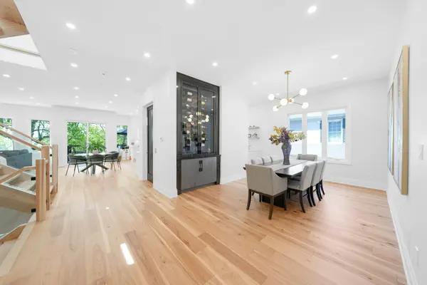 East Gwillimbury, ON L0G 1M0,42 Alice ST