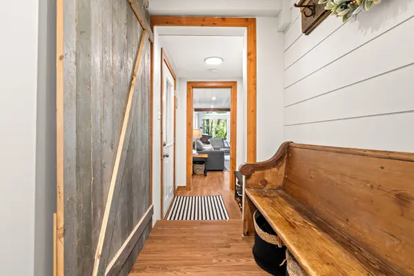 Huntsville, ON P1H 2J2,3921 Ravenscliffe RD