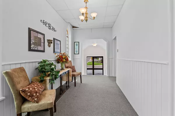 Stone Mills, ON K0K 3G0,4 Neely ST