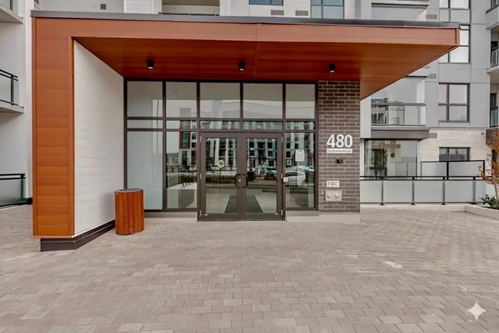 Milton, ON L9T 2X5,480 Gordon Krantz AVE #421