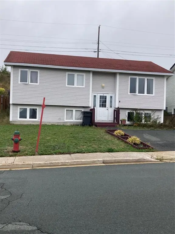 8 Dunluce Crescent, Mount Pearl, NL A1N5H7