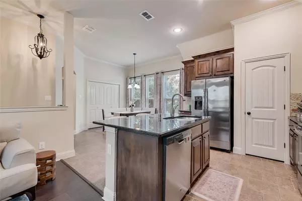 Grand Prairie, TX 75052,5007 Venecia Way