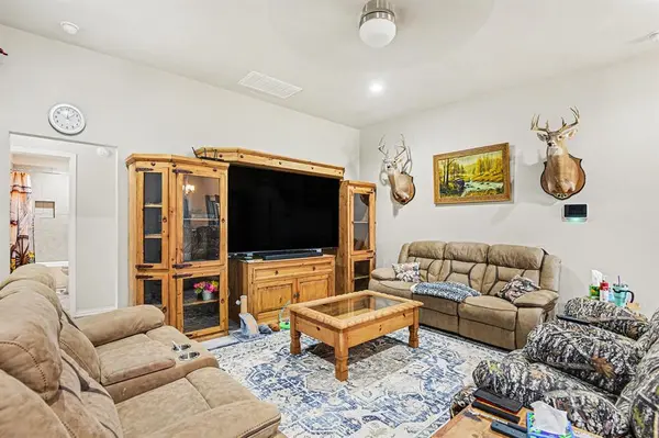 Springtown, TX 76082,621 N Avenue B