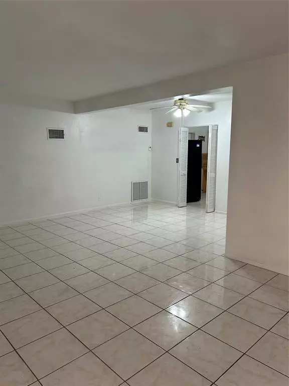 North Miami, FL 33161,75 NE 128th Terrace
