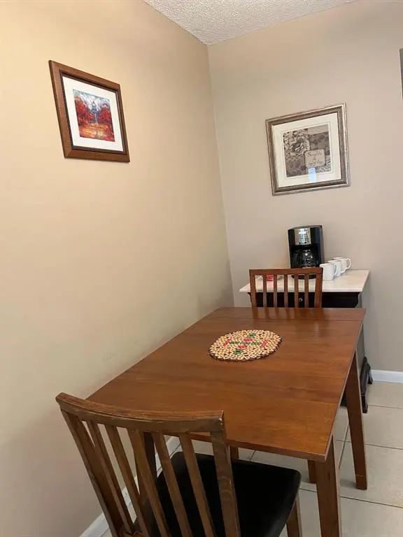 Deerfield Beach, FL 33442,319 Farnham P #319