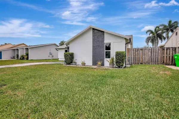 Sunrise, FL 33323,11831 NW 38th Pl