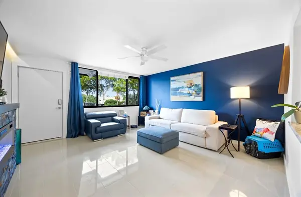 Wilton Manors, FL 33311,1901 N Andrews Ave #222