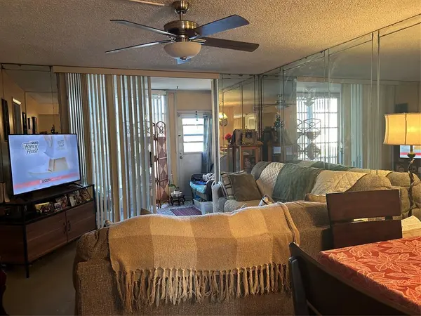 Sunrise, FL 33322,2720 N Pine Island #103