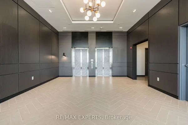 Barrie, ON L9J 0M1,430 Essa RD #303