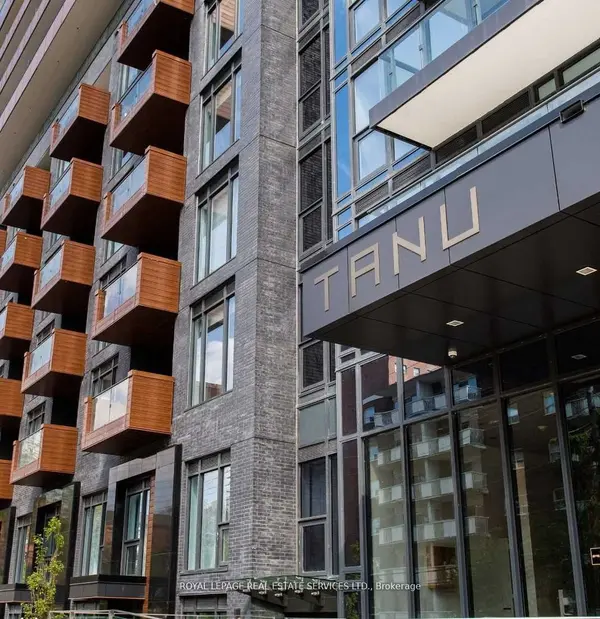 Mississauga, ON L5G 1L7,21 Park ST E #809