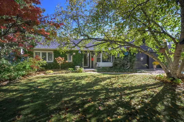 514 Upper Queen ST, London South, ON N6C 3T9