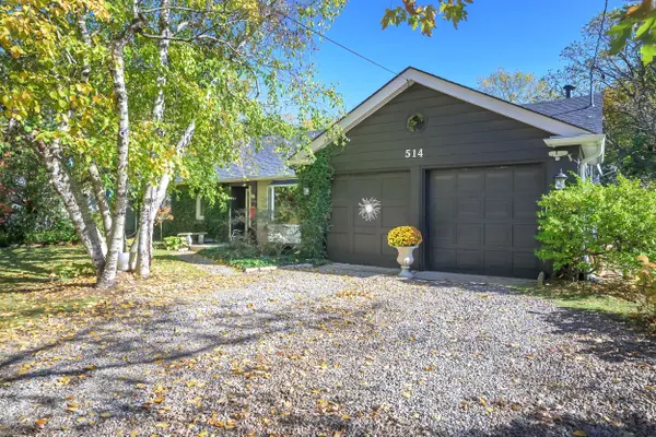 London South, ON N6C 3T9,514 Upper Queen ST