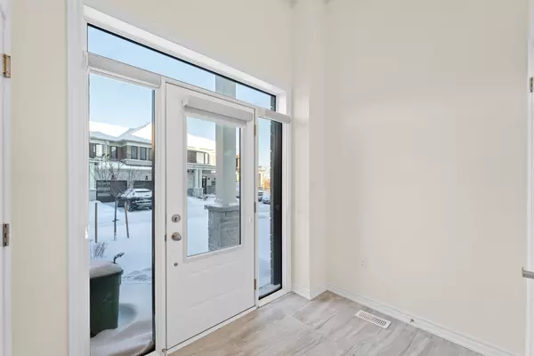 Kawartha Lakes, ON K9V 5V7,50 Hickey LN E #Lindsay & Eglington