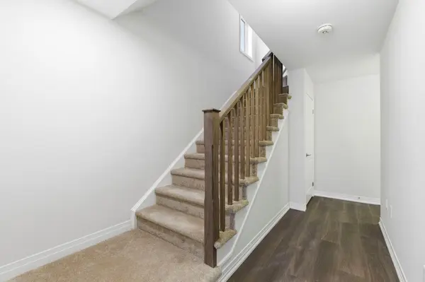 Brantford, ON N3T 0Y1,660 COLBORNE ST W #33