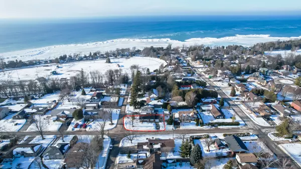 Kincardine, ON N2Z 1C5,1082 West ST