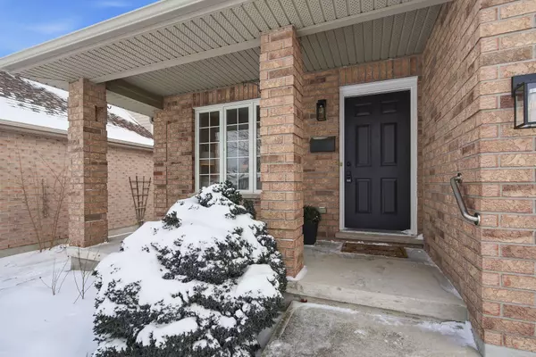 London East, ON N5Y 5T6,502 Forest Creek PL