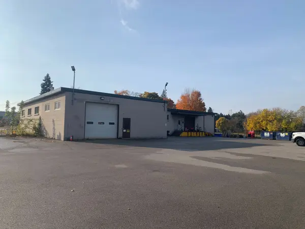 Cambridge, ON N1R 7Z1,221 Avenue RD