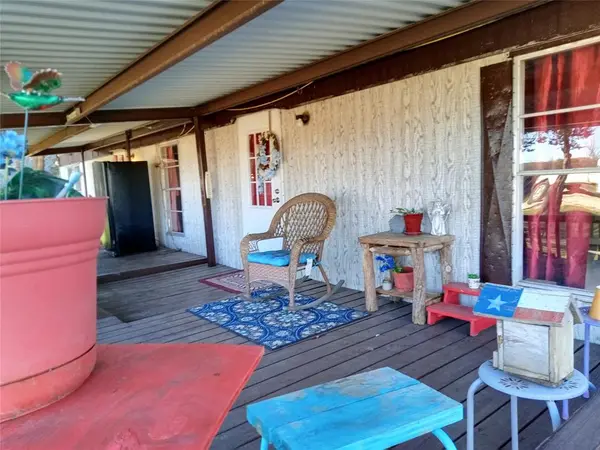 Meridian, TX 76665,912 county road 2357 Road