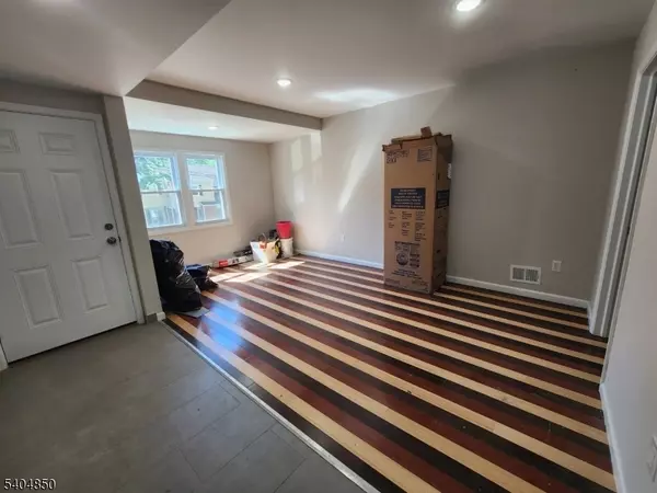 Passaic City, NJ 07055,262 Sherman St