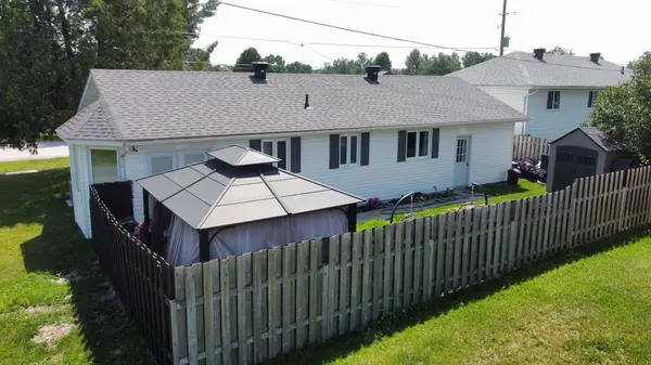 West Nipissing, ON P2B 3E6,17 Third ST