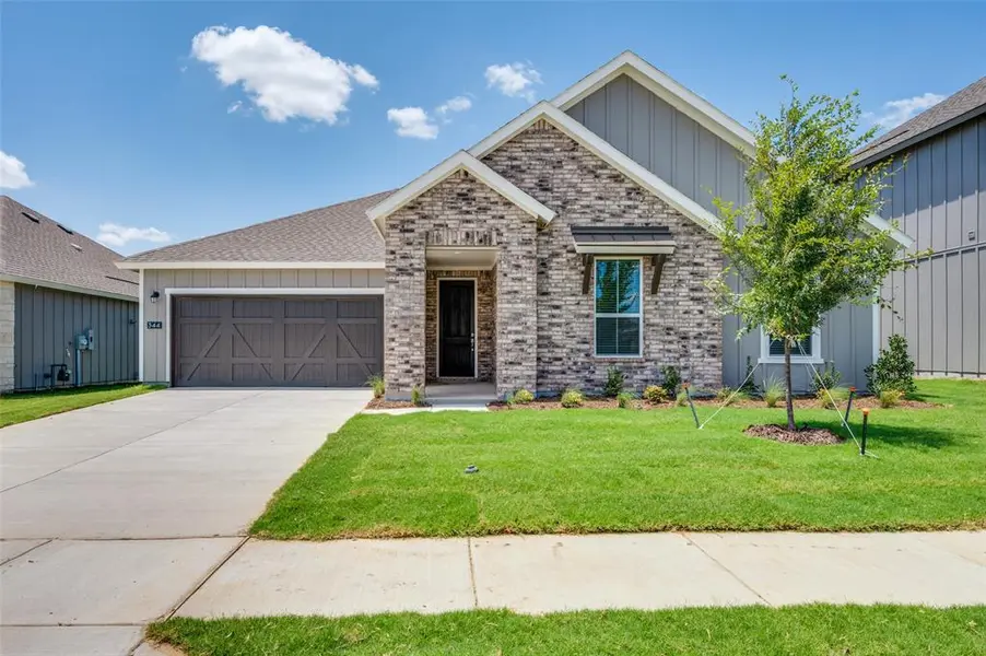 344 Fallbrook Drive, Aledo, TX 76008