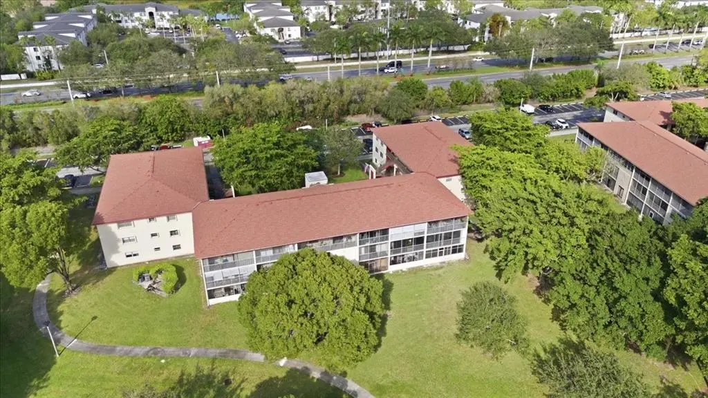 13300 SW 1st St #206o, Pembroke Pines, FL 33027